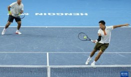 网球双在线观看,双打盛宴，精彩瞬间不容错过